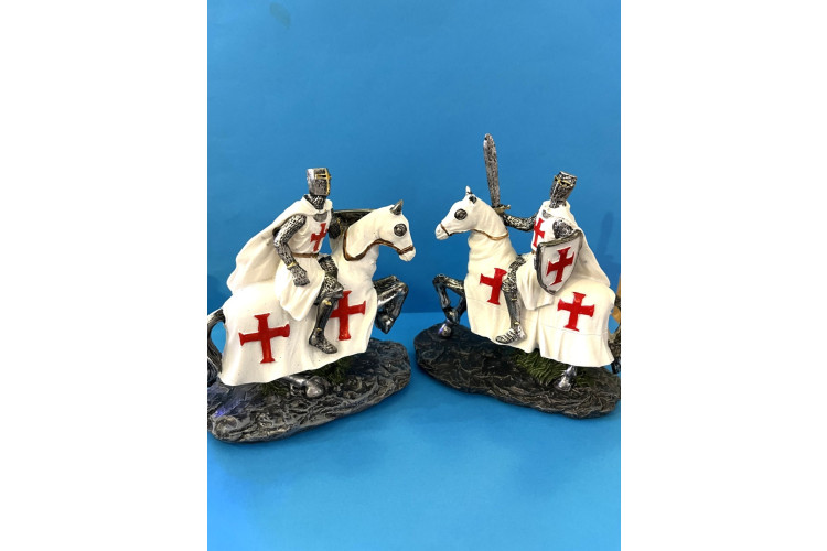 Crusader Knight Defender