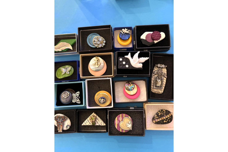 Eliza Grace Makes Brooches