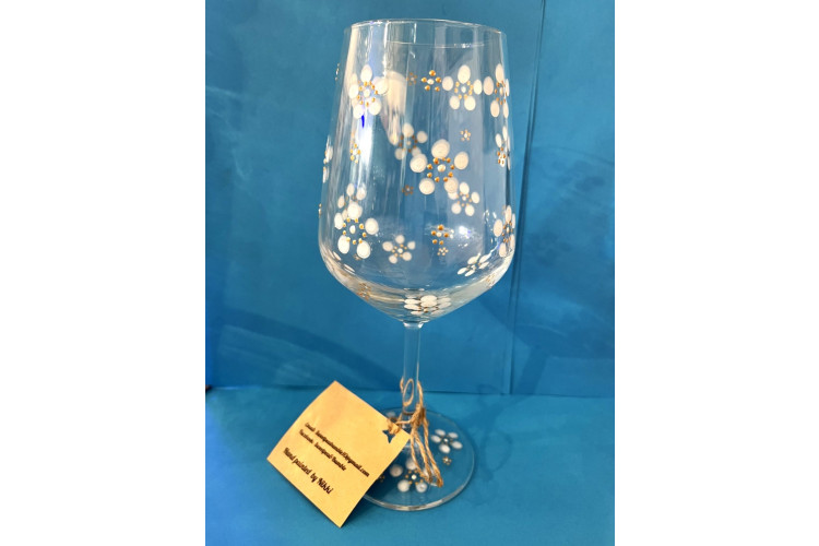 Sweetpea & Bumble Pair Wine Glasses in Box