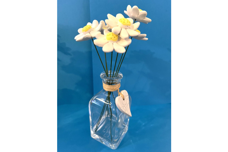 White Willow Art Daisy Bottle